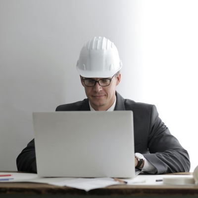 How AI is Improving Safety and Risk Management Solutions